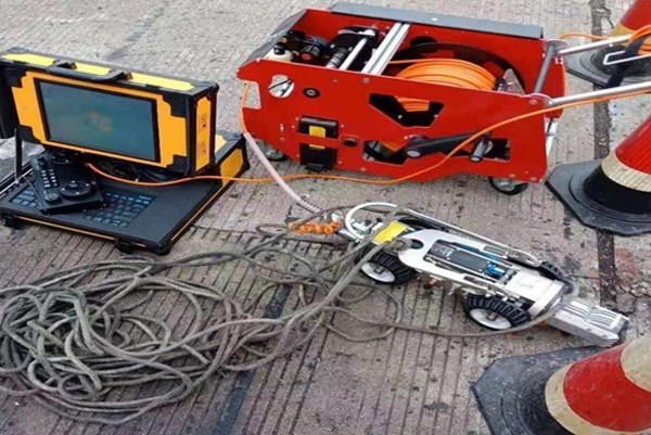 苏仙CCTV管道检测机器人